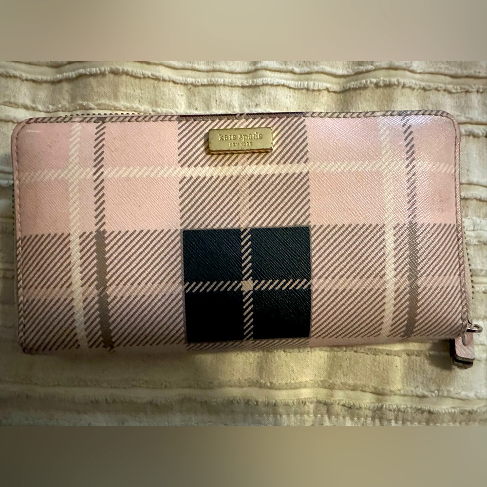 Kate Spade full sized wallet
